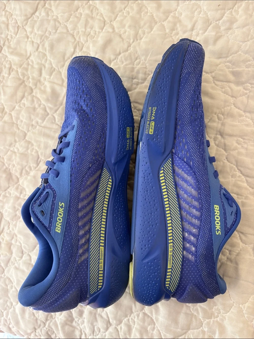 Brooks Women's Adrenaline 24 GTS Running Shoes - awesome blue/ purple color